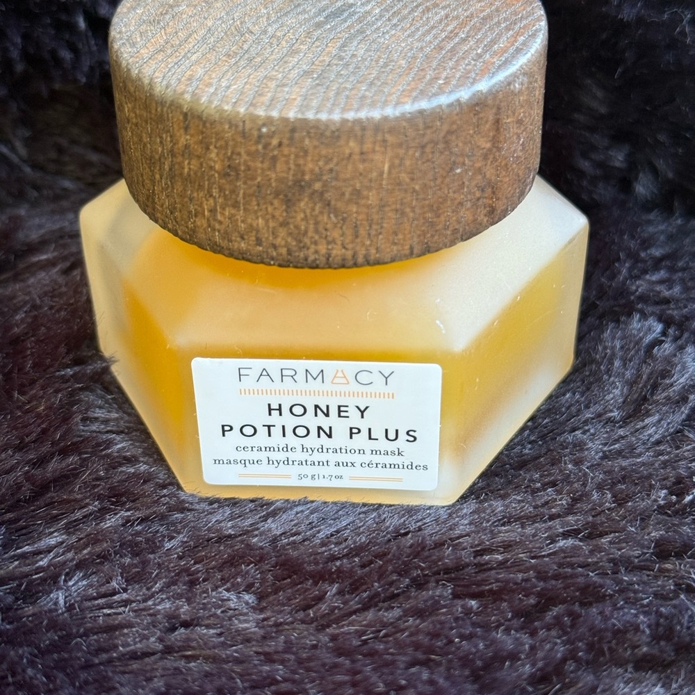 Farmacy Honey Potion Plus with Wooden Lid